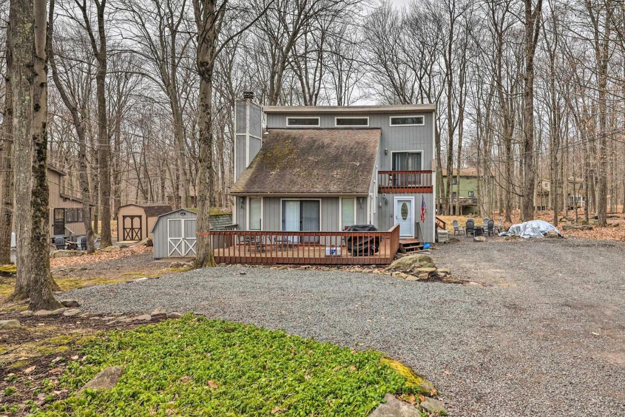 Poconos Vacation Home Walk To Locust Lake! Pocono Lake 외부 사진